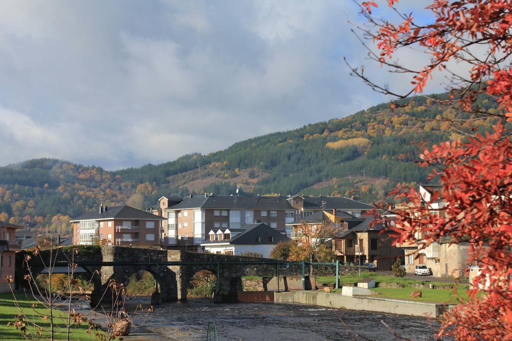 Apartamentos Picea Azul Vega de Espinareda Kültér fotó